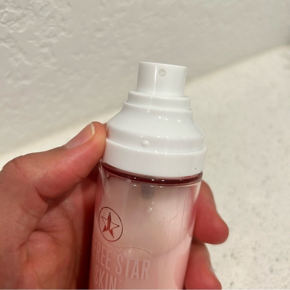 Jeffree Star Skin Magic Star Glow Face Mist 2.7oz/80ml Full Size USA - Picture 3 of 7